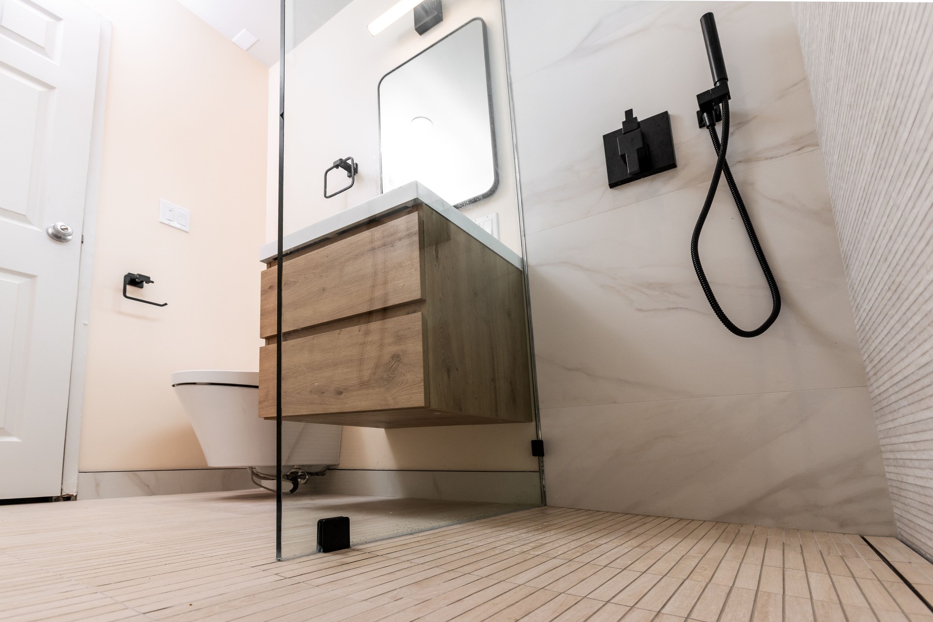Modern Bathroom